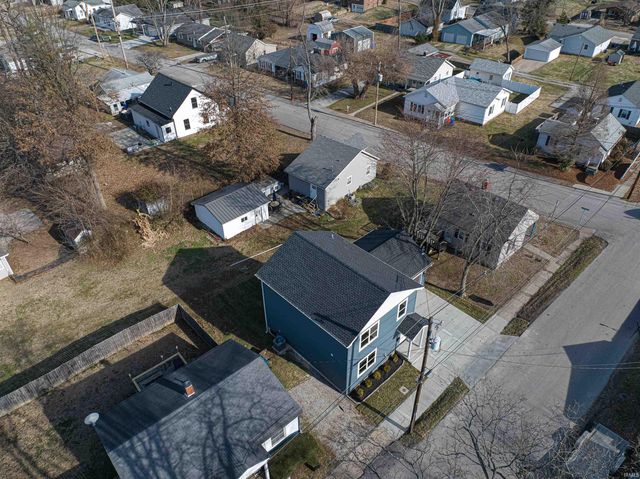 110 E Gray Street, Newburgh, IN 47630