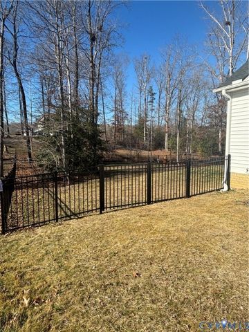 2211 Silver St, Aylett, VA 23009