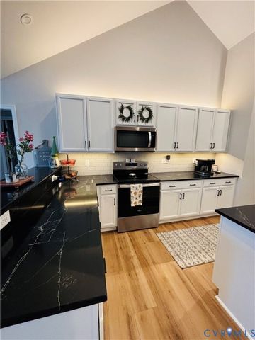 2211 Silver St, Aylett, VA 23009