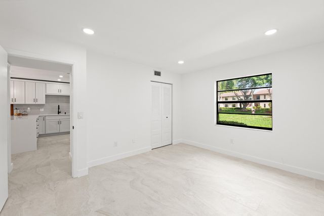 9293 Vista Del Lago 15c, Boca Raton, FL 33428