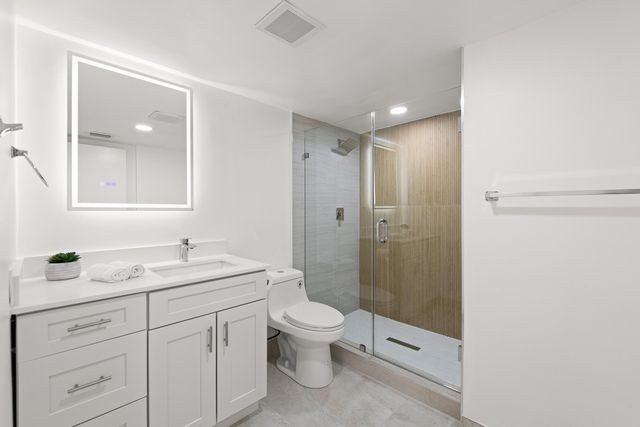 9293 Vista Del Lago 15c, Boca Raton, FL 33428