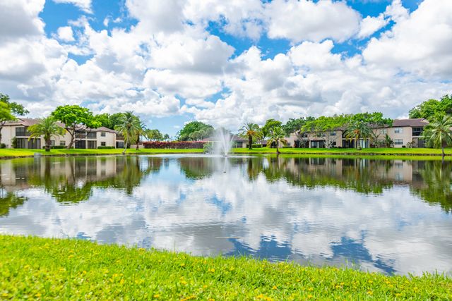 9293 Vista Del Lago 15c, Boca Raton, FL 33428