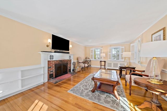 20 Dunbar St, Canton, MA 02021