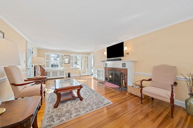 20 Dunbar St, Canton, MA 02021