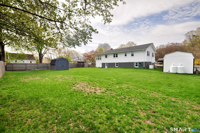 26 Canton Valley Circle, Canton, CT 06019