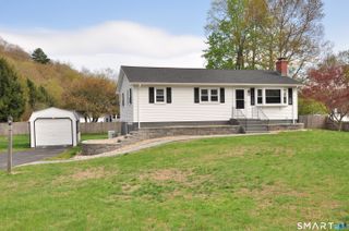 26 Canton Valley Circle, Canton, CT 06019