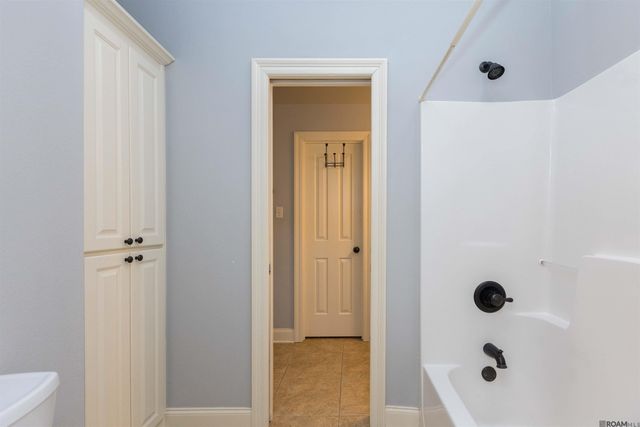 7335 Oakview Dr, Zachary, LA 70791