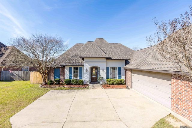 7335 Oakview Dr, Zachary, LA 70791