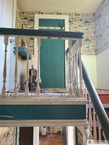 44 Vega Street, Jamestown, NY 14701