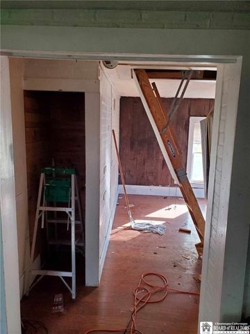 44 Vega Street, Jamestown, NY 14701