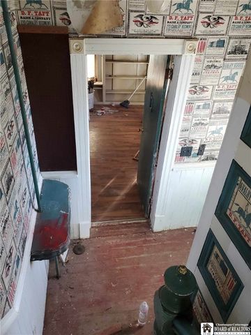 44 Vega Street, Jamestown, NY 14701