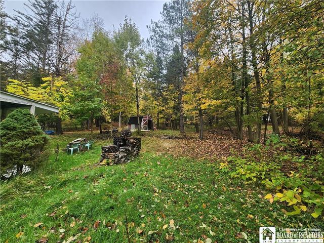 44 Vega Street, Jamestown, NY 14701