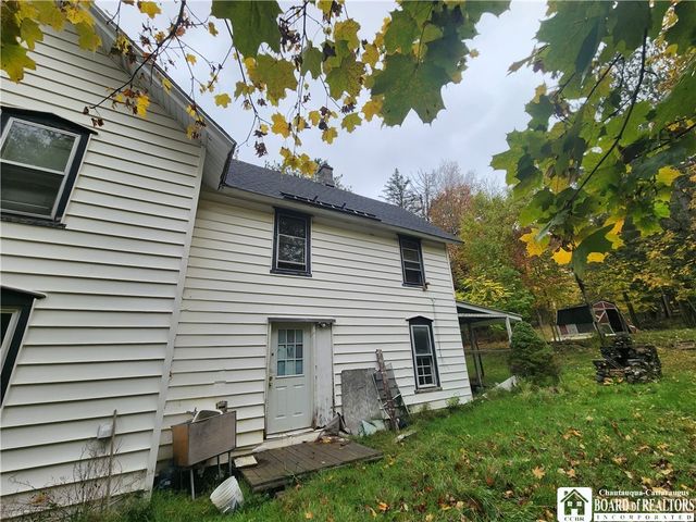 44 Vega Street, Jamestown, NY 14701