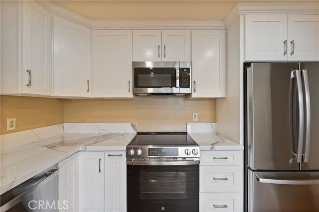 465 Champlain Drive, Claremont, CA 91711