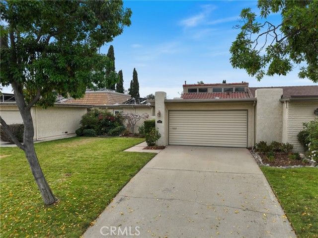 465 Champlain Drive, Claremont, CA 91711