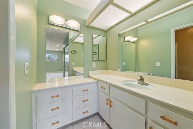 465 Champlain Drive, Claremont, CA 91711