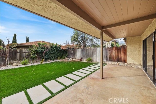 465 Champlain Drive, Claremont, CA 91711