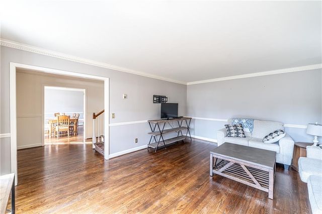 227 W Lakeshore SE Drive, Rome, GA 30161