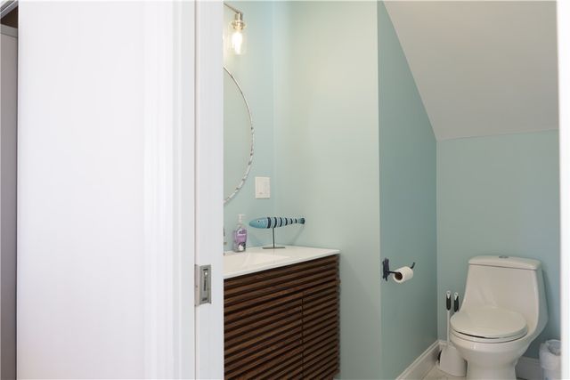 299 Prospect Avenue, Middletown, RI 02842