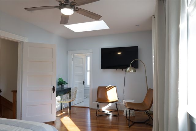 299 Prospect Avenue, Middletown, RI 02842