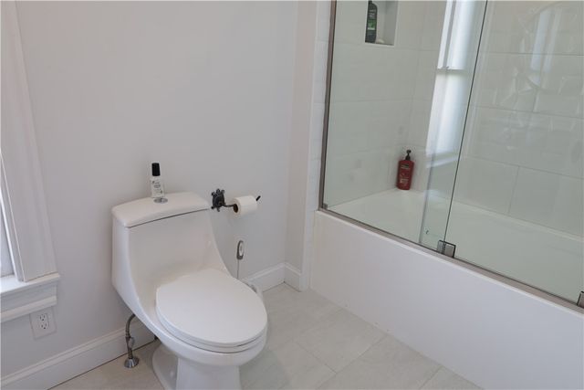 299 Prospect Avenue, Middletown, RI 02842