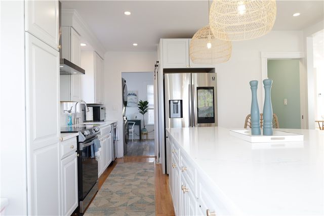 299 Prospect Avenue, Middletown, RI 02842