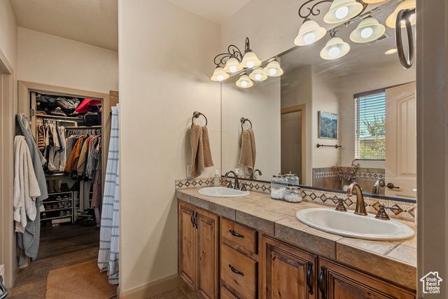 191 W 685 S, Ivins, UT 84738