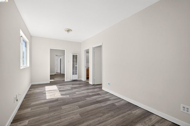1217 82Nd Ave, Oakland, CA 94621