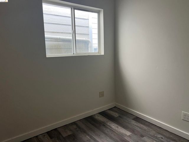 1217 82Nd Ave, Oakland, CA 94621