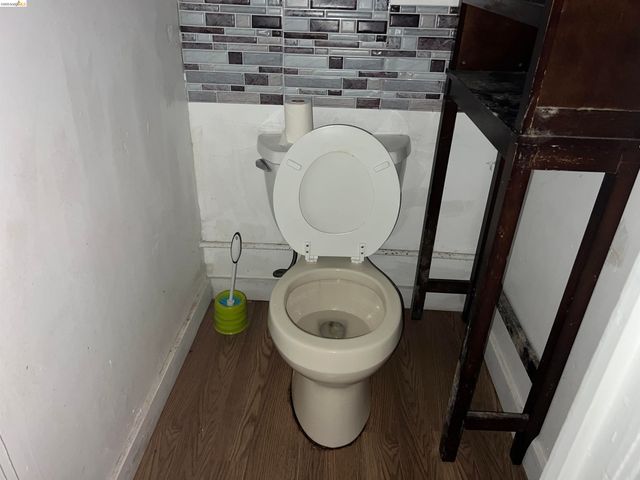 1217 82Nd Ave, Oakland, CA 94621