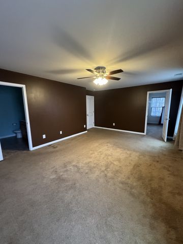 1240 Scarcroft Ln, Nashville, TN 37221