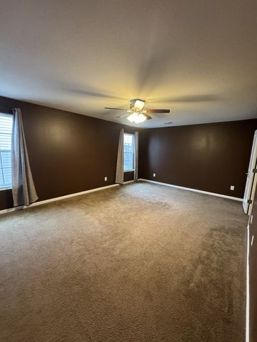 1240 Scarcroft Ln, Nashville, TN 37221