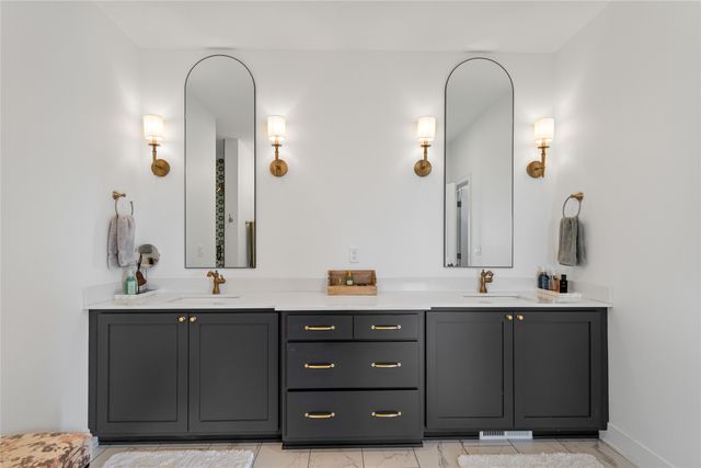 1917 Redbud Street, Norwalk, IA 50211