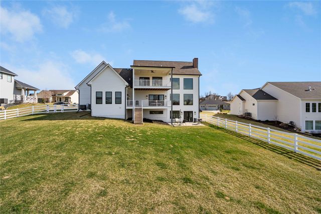 1917 Redbud Street, Norwalk, IA 50211