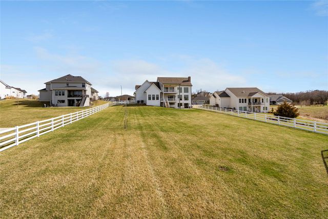 1917 Redbud Street, Norwalk, IA 50211