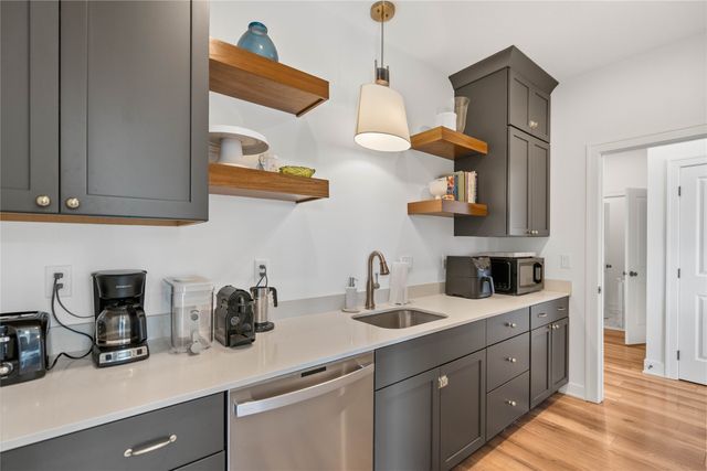 1917 Redbud Street, Norwalk, IA 50211