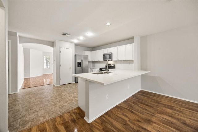 223 Sunset Colony Drive, Rosharon, TX 77583