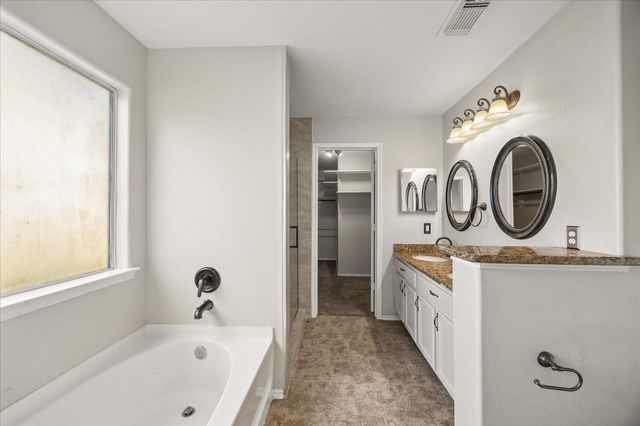 223 Sunset Colony Drive, Rosharon, TX 77583