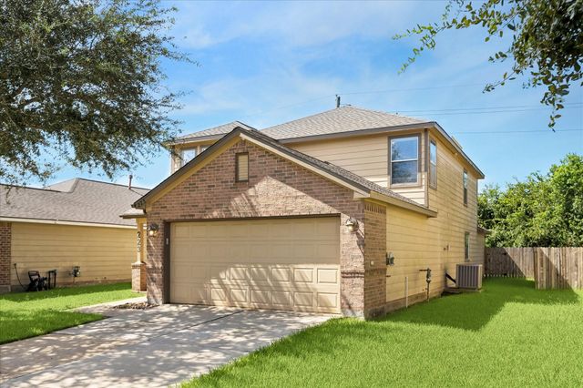 223 Sunset Colony Drive, Rosharon, TX 77583