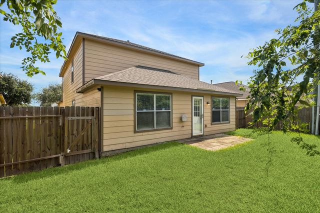 223 Sunset Colony Drive, Rosharon, TX 77583