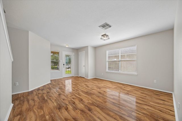 223 Sunset Colony Drive, Rosharon, TX 77583