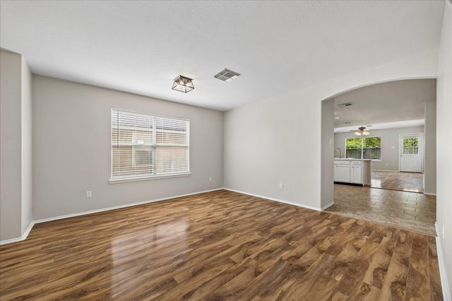 223 Sunset Colony Drive, Rosharon, TX 77583