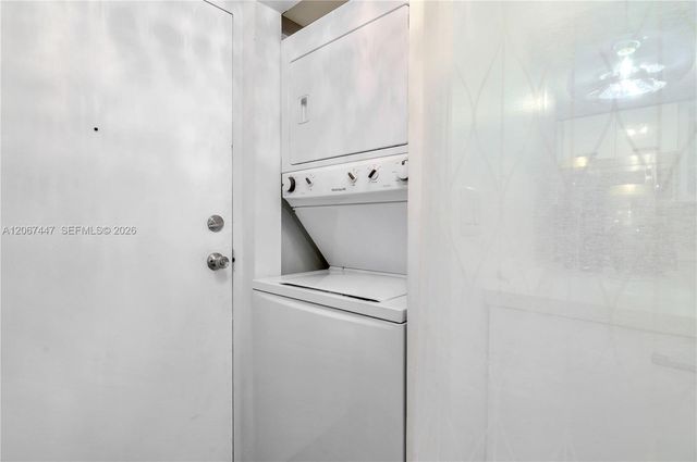 2600 Collins Avenue 204, Miami Beach, FL 33140