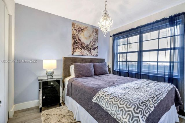 2600 Collins Avenue 204, Miami Beach, FL 33140