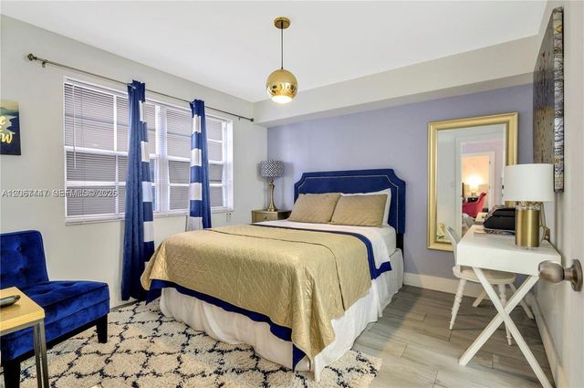 2600 Collins Avenue 204, Miami Beach, FL 33140