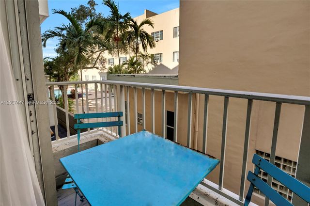 2600 Collins Avenue 204, Miami Beach, FL 33140