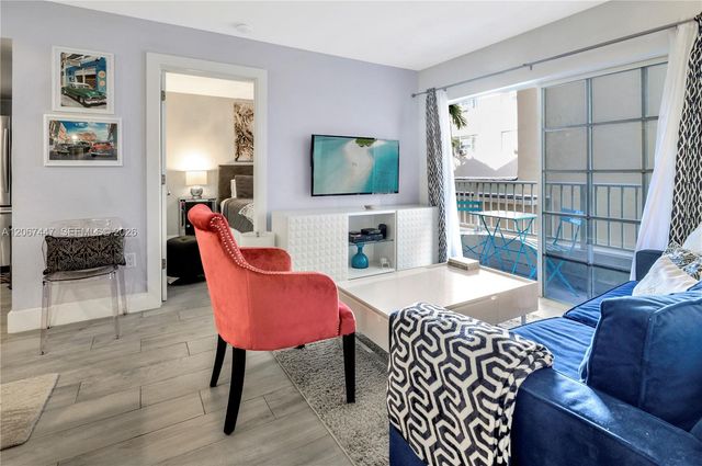 2600 Collins Avenue 204, Miami Beach, FL 33140