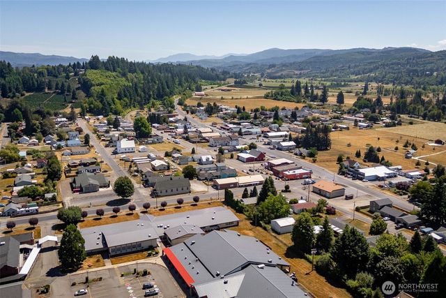 421 Young Road, Mossyrock, WA 98564