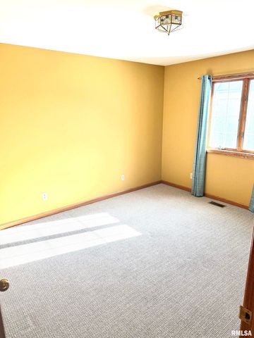 3500 Branchwood Drive, Quincy, IL 62301