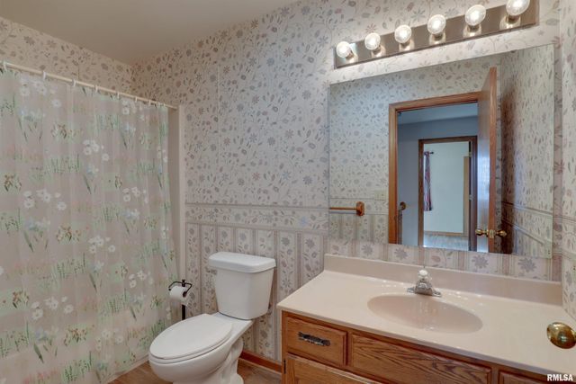 3500 Branchwood Drive, Quincy, IL 62301